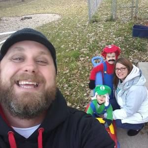 Meet your Posher, Beau